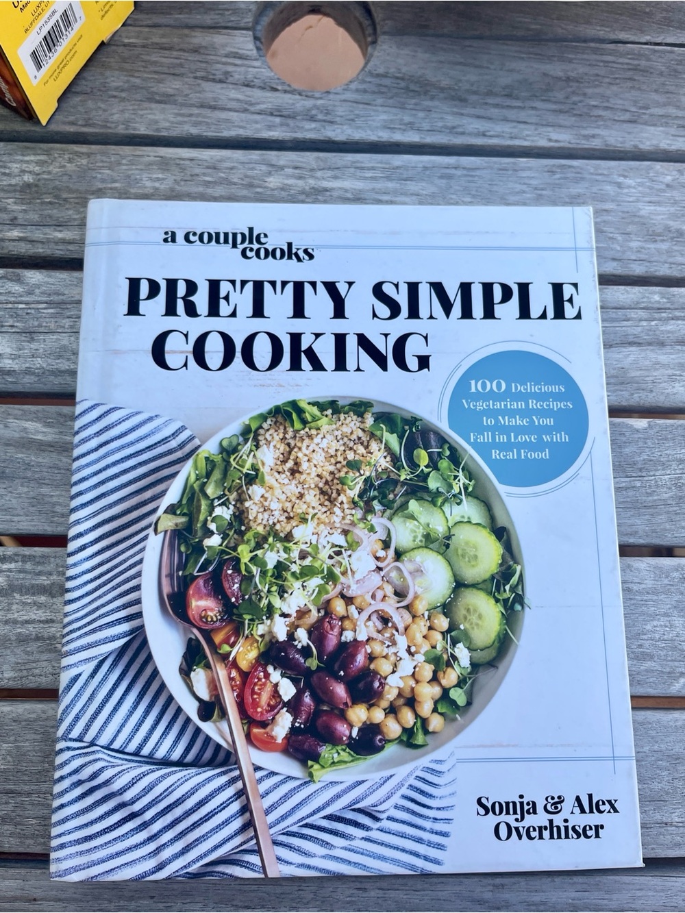 Pretty Simple Cooking Cookbook - White